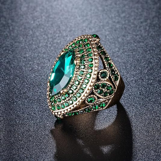 Emerald Regent Ring | Gold