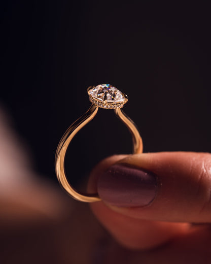 Jasmine - Elongated Cushion | Gold