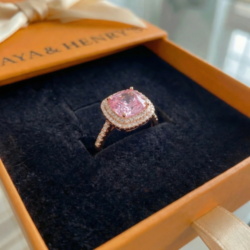 Cushion Pink Sapphire Ring | White Gold