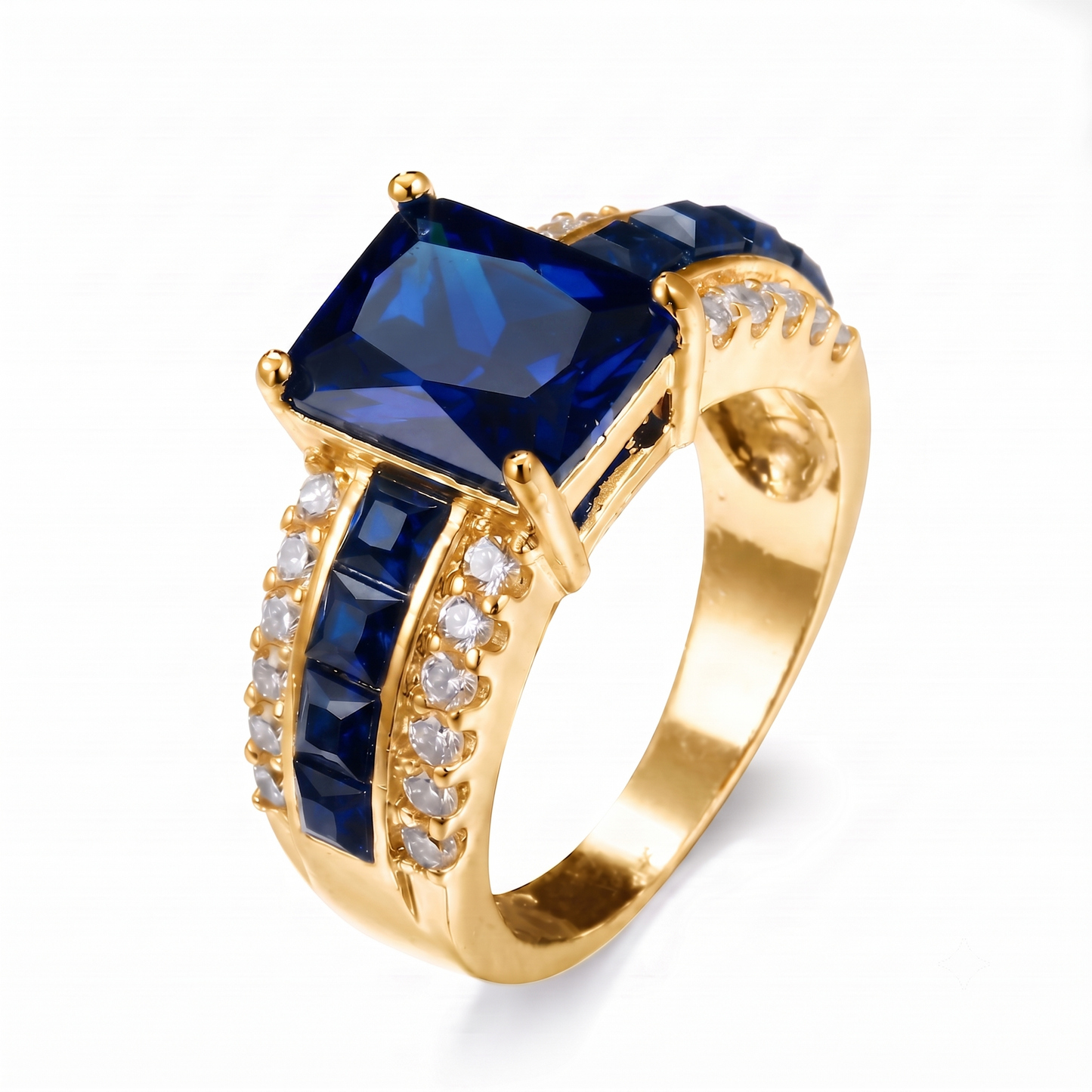Kassira Bluemont Ring | Gold