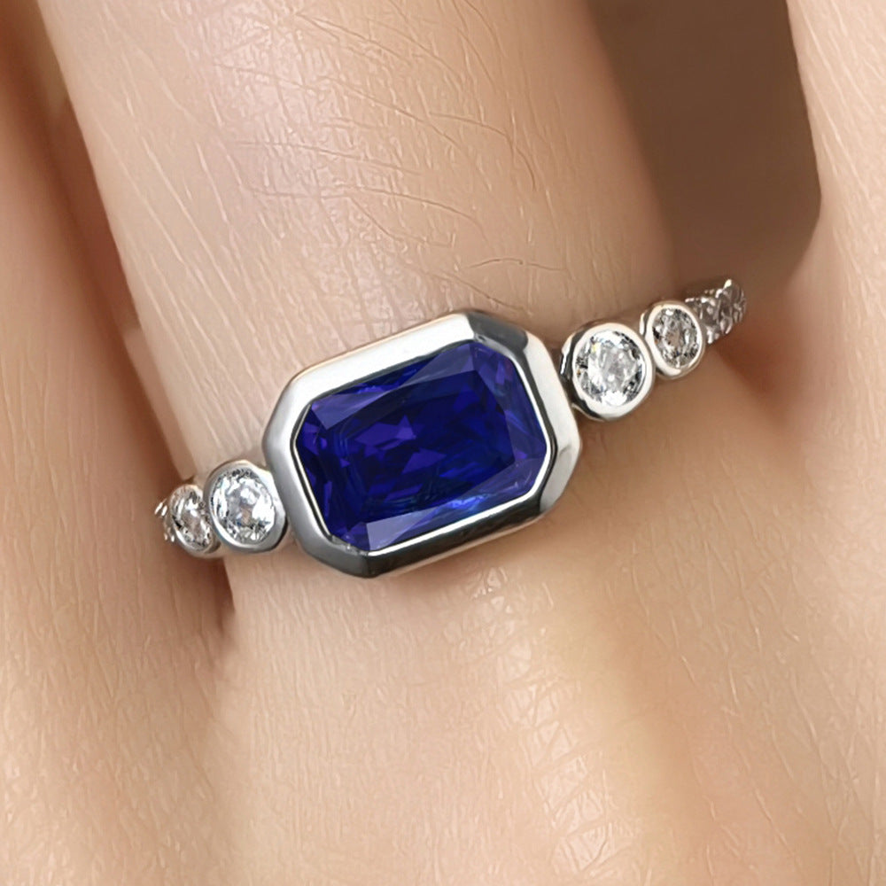 Minimal Sapphire Ring | White Gold