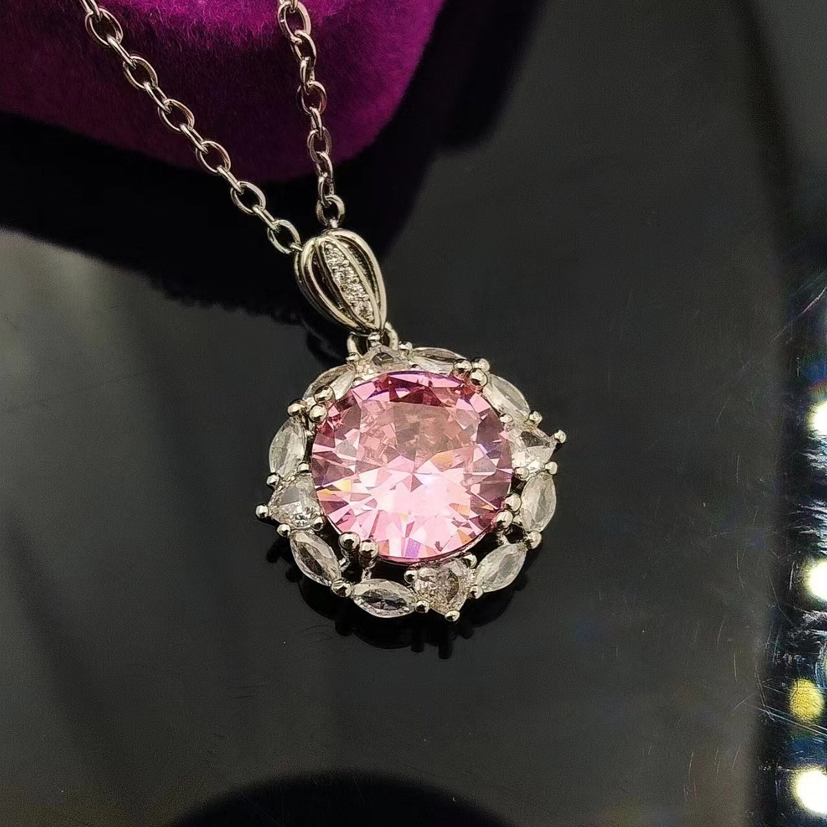 Rose Oval Crown Halo Necklace | White Gold